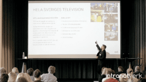 Intranätverk 2017 - Så skapade SVT energi i arbetet med sitt nya intranät fjärrkontrollen
